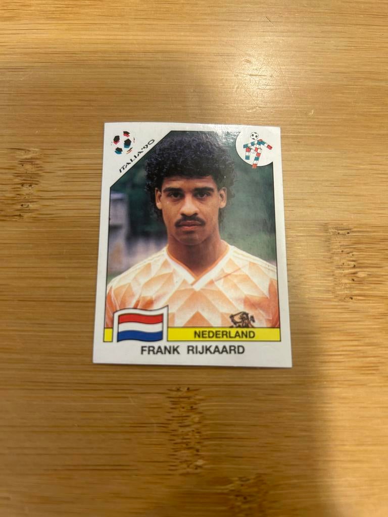 Panini WK Italia 1990 Sticker - Nederland - Frank Rijkaard, Hobby en Vrije tijd, Stickers en Plaatjes, Zo goed als nieuw, Sticker
