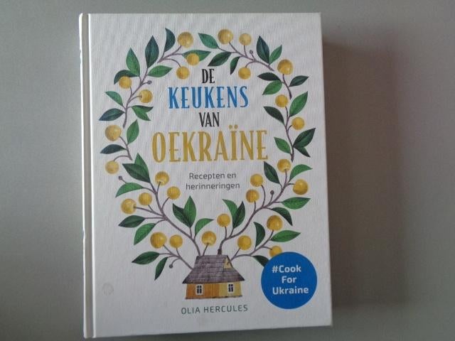 De keukens van Oekraïne - Recepten en herinneringen, Ophalen of Verzenden, Zo goed als nieuw, Hoofdgerechten, Olia Hercules