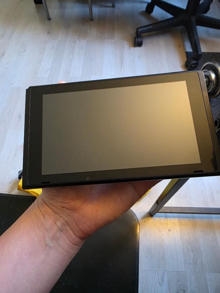 Nintendo switch v1, Spelcomputers en Games, Ophalen of Verzenden, Refurbished, Met 2 controllers, Switch Original