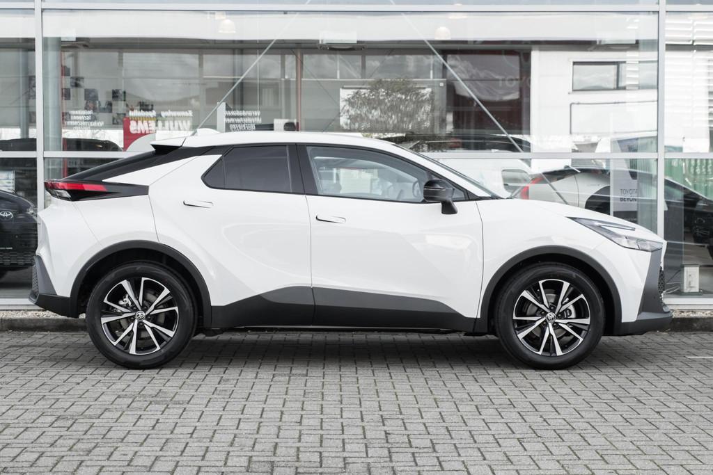 Toyota C-HR 1.8 Hybrid 140 Dynamic, Stof, Euro 6, 4 cilinders, Parkeersensor