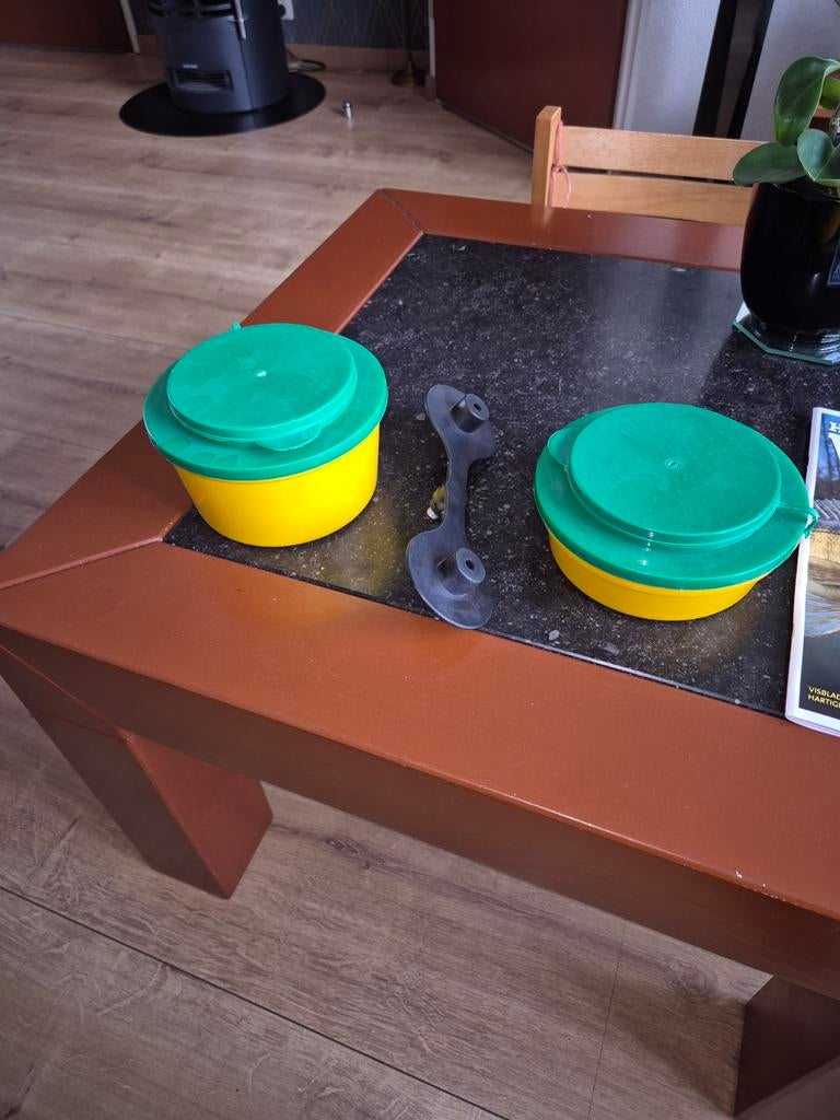Voerbakjes met steun, Watersport en Boten, Hengelsport | Witvissen, Ophalen of Verzenden, Gebruikt, Overige typen