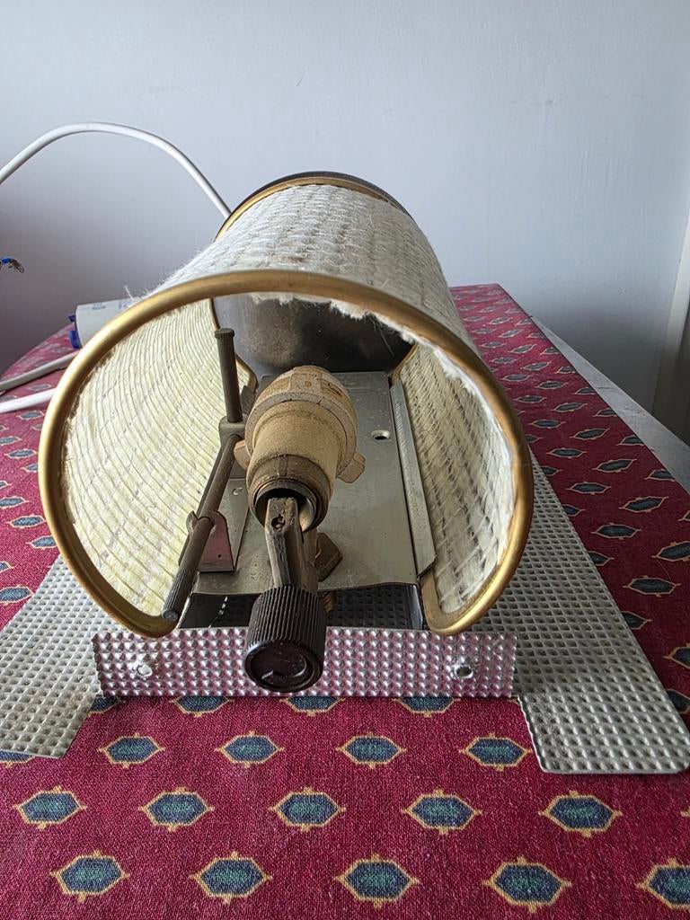 Origineel gaslampje voor de Otten caravan, Ophalen