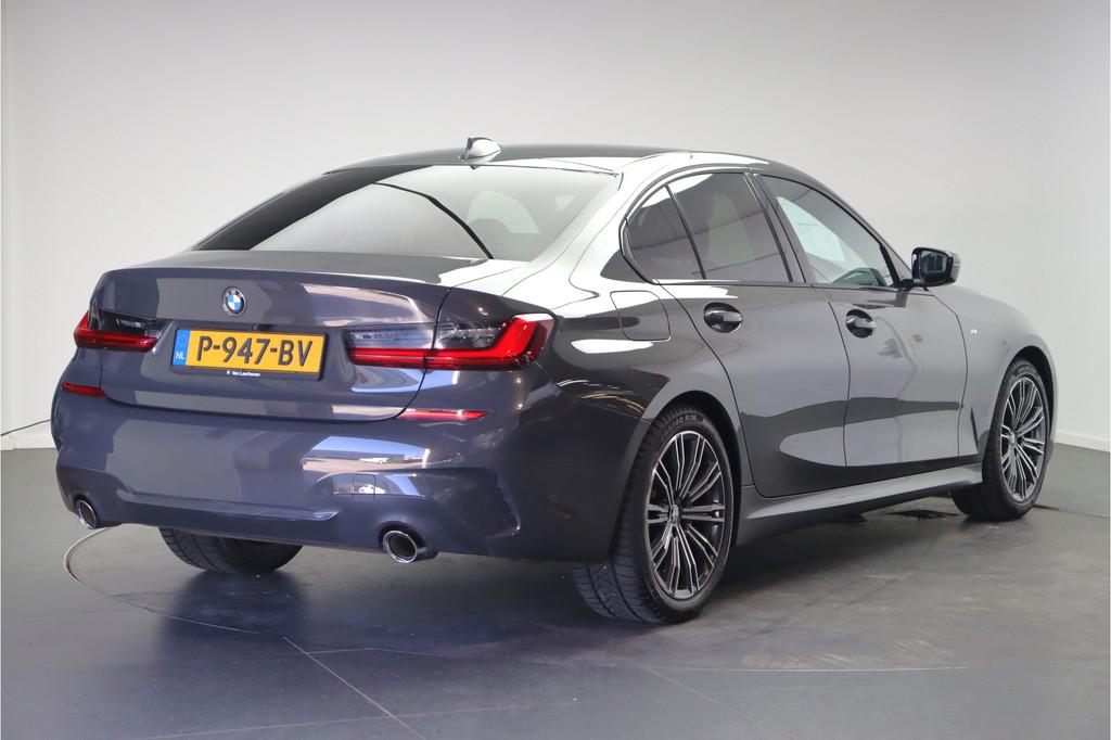 BMW 3 Serie 318i Executive M Sport Automaat / Sportstoelen /, 1998 cc, Gebruikt, Met garantie (alle), Origineel Nederlands