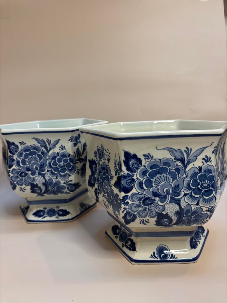 2 Delfts Blauwe Vintage Bloempotten zeshoekig grote maat, Antiek en Kunst, Antiek | Keramiek en Aardewerk, Ophalen of Verzenden