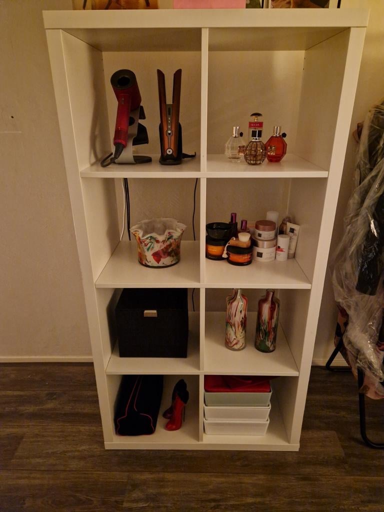 Ikea Kallax 8 vakken, Huis en Inrichting, Kasten | Boekenkasten, Ophalen, 25 tot 50 cm, 50 tot 100 cm, Minder dan 100 cm