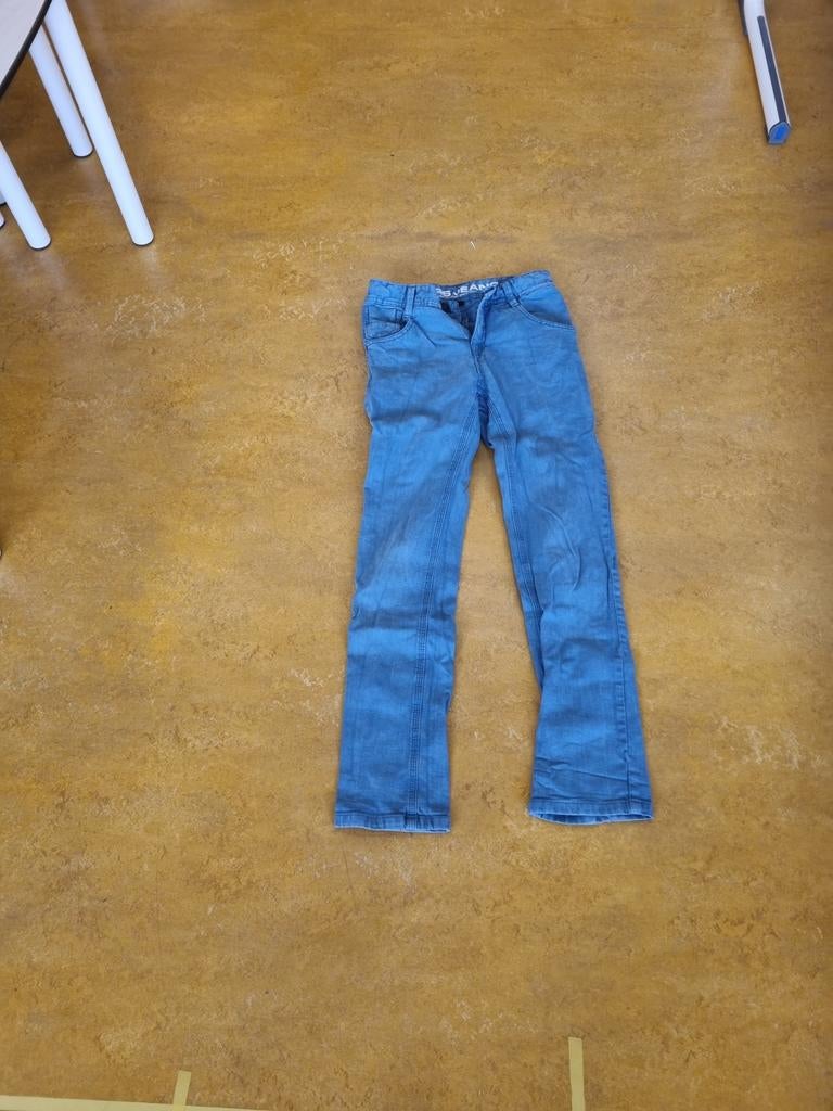 Blauwe spijkerbroek, Ophalen