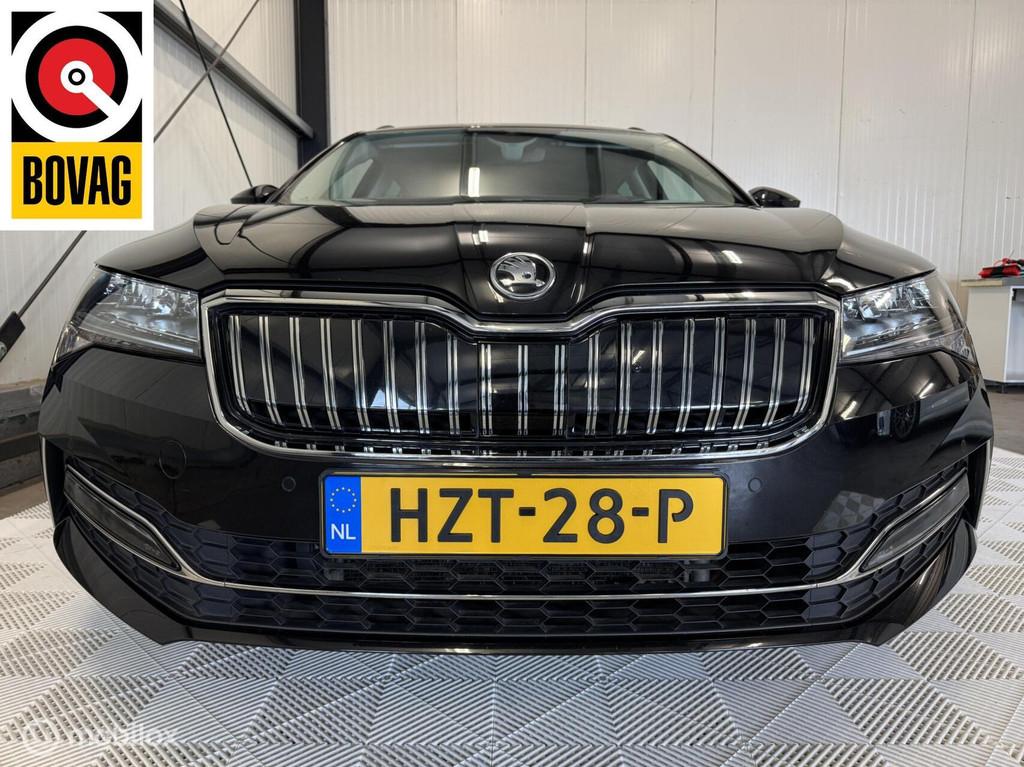 Skoda Superb Combi Hybrid Bns Ed Plus | HUD | Pano | Leer, Gebruikt, Zwart, Zwart, Hybride Elektrisch/Benzine
