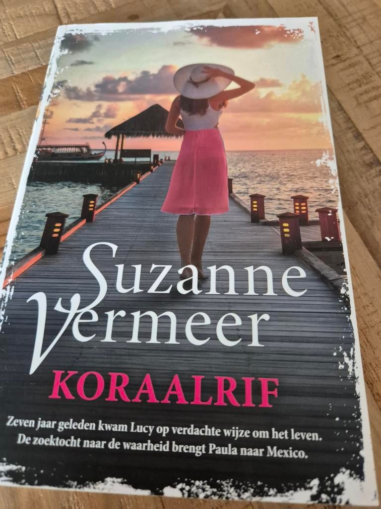 Suzanne Vermeer - Koraalrif (Thriller), Ophalen of Verzenden, Gelezen, Suzanne Vermeer, Nederland