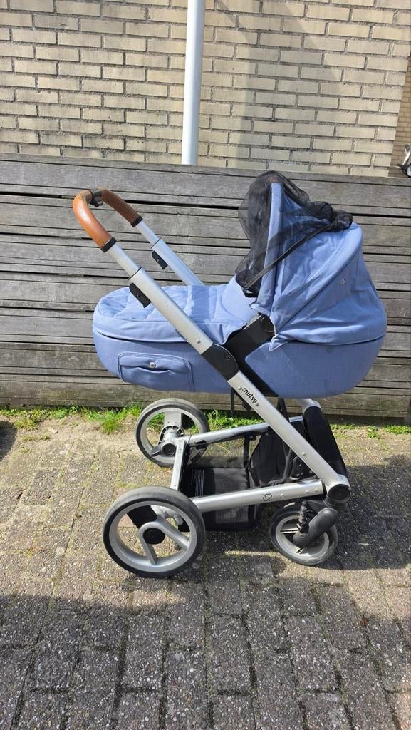 Mutsy i2 kinderwagen blauw met complete set accessoires, Ophalen