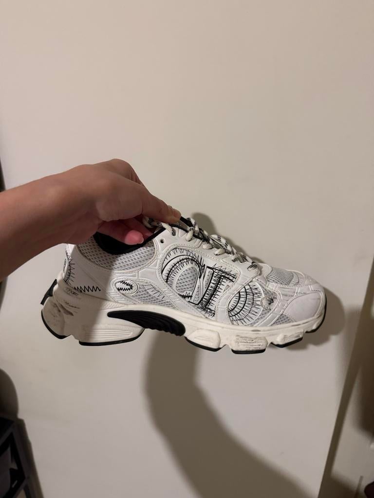 Dior sneakers, Ophalen of Verzenden, Zo goed als nieuw, Wit, Sneakers of Gympen