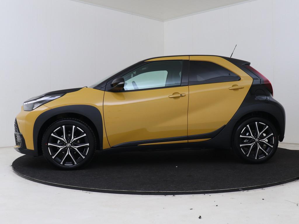 Toyota Aygo X Hybrid 115 GR Sport (bj 2025, automaat), Euro 6, Overige kleuren, 4 stoelen, 116 pk