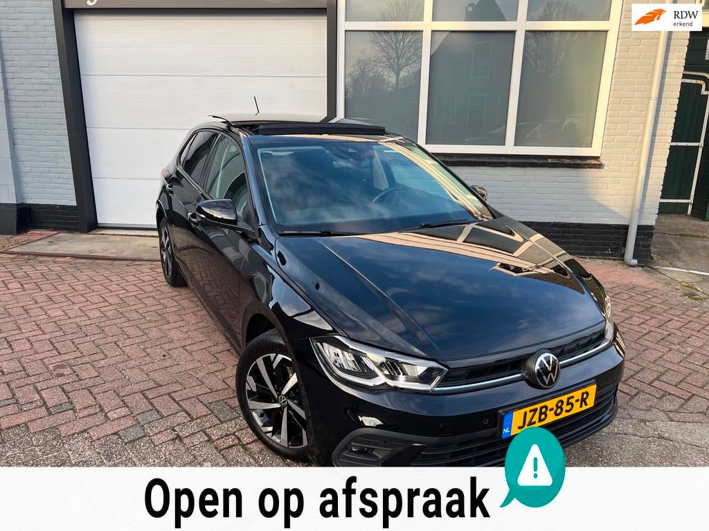 Volkswagen POLO 1.0 TSI PANORAMA|DSG|Virtual|Carplay|Trekhaa, Auto's, Volkswagen, Gebruikt, Zwart, Bedrijf, 600 kg