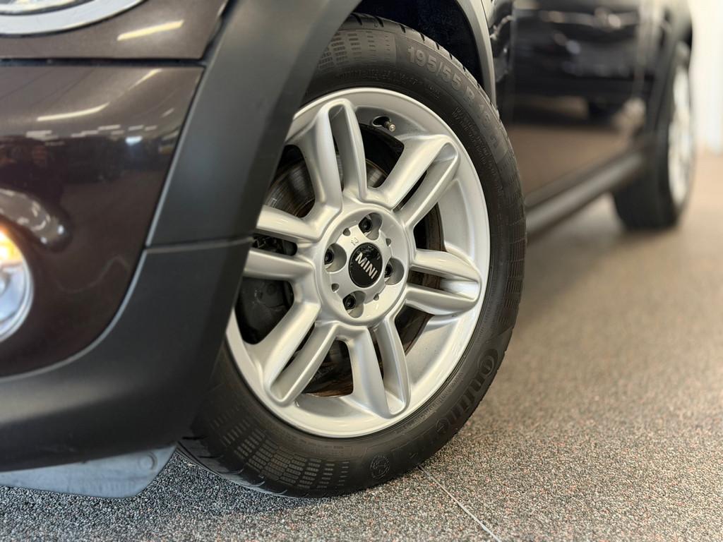 Mini Mini 1.6 COOPER|NAVIGATIE|CRUISE|ECC AIRCO|LEDER, Voorwielaandrijving, Gebruikt, 4 cilinders, 4 stoelen