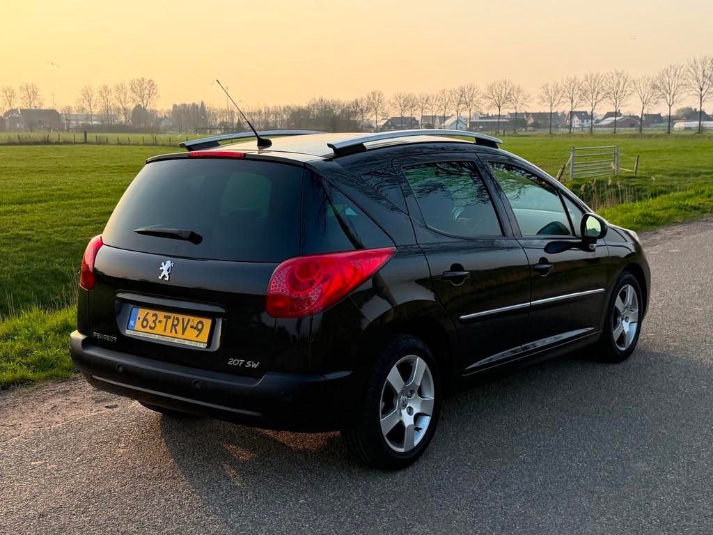 Peugeot 207 SW 1.6 VTi Allure APK 03-2027 NAP Airco Panodak, Auto's, Peugeot, Voorwielaandrijving, Euro 5, Stof, Gebruikt