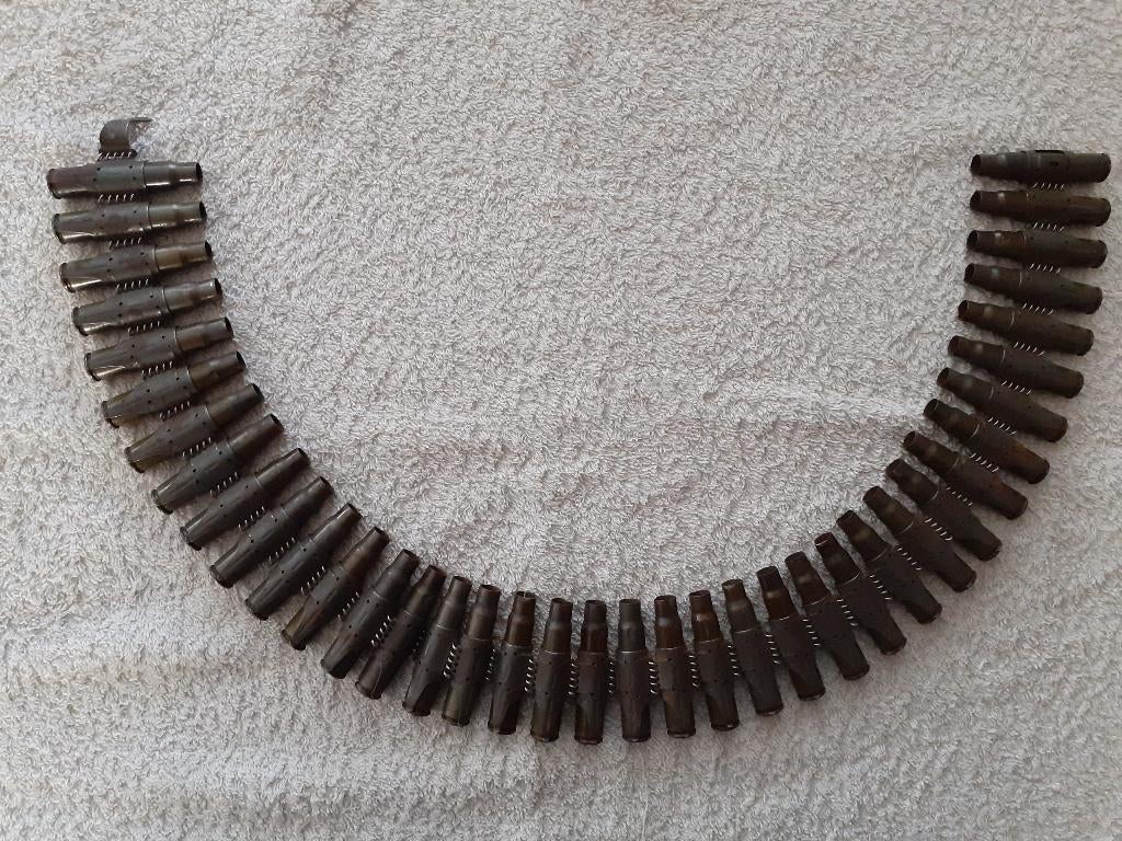 Hulzenband MG Duits(ONKLAAR) staal, Verzamelen, Ophalen of Verzenden, Landmacht, Duitsland, Hulzen of Bodemvondsten