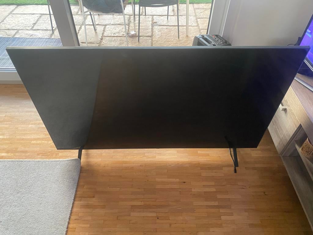 LG 66 inch TV met kapot scherm (voor onderdelen), LED, Ophalen of Verzenden, 4k (UHD), LG