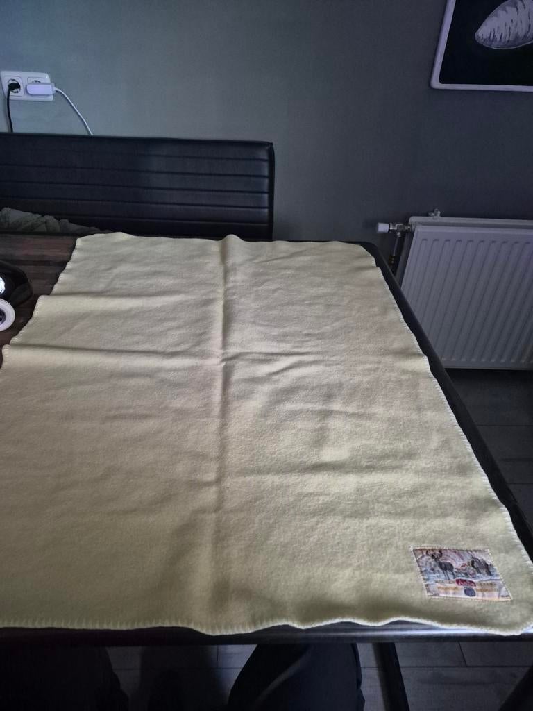 Wollen deken AaBe Tilburg 97x73 kinder deken wol, Verzamelen, Ophalen of Verzenden, Overige typen