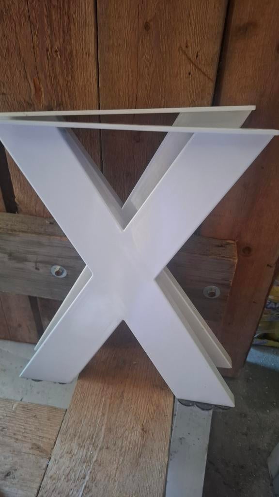 Witte ijzeren X poten salontafel, 50 tot 100 cm, Zo goed als nieuw, Rechthoekig, 50 tot 100 cm