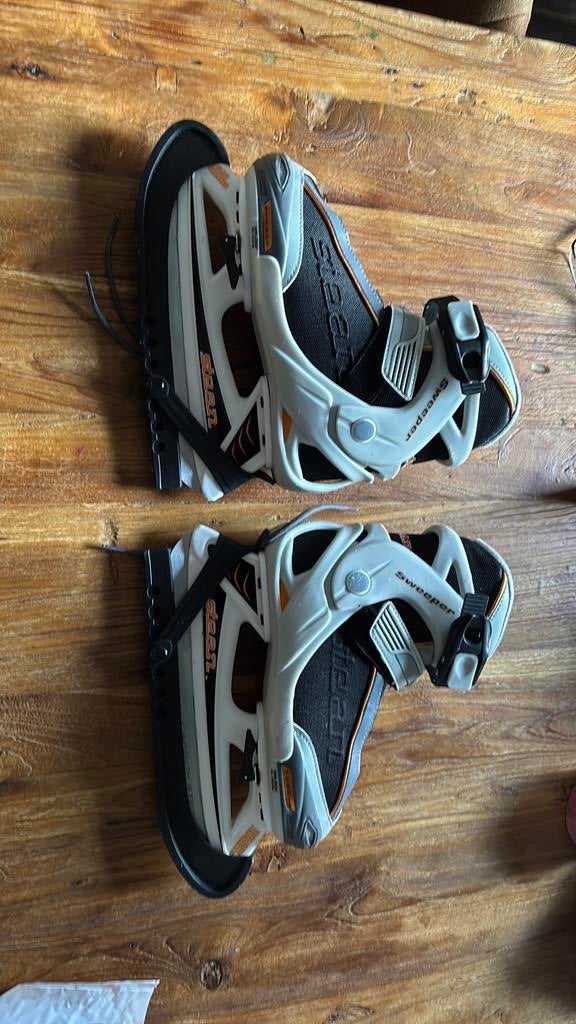 Ijshockeyschaatsen, Sport en Fitness, IJshockey, Ophalen, Zo goed als nieuw, Schaatsen
