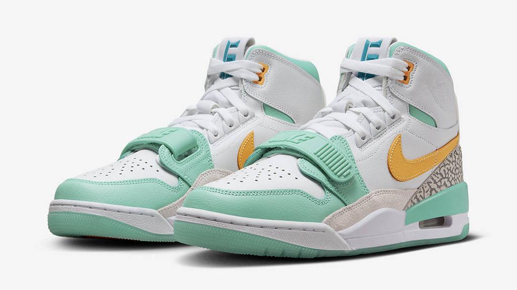 Guo Ailun x Nike Air Jordan Legacy 312 'Jade' 44,5, Kleding | Heren, Schoenen, Overige kleuren, Nike, Nieuw, Ophalen of Verzenden