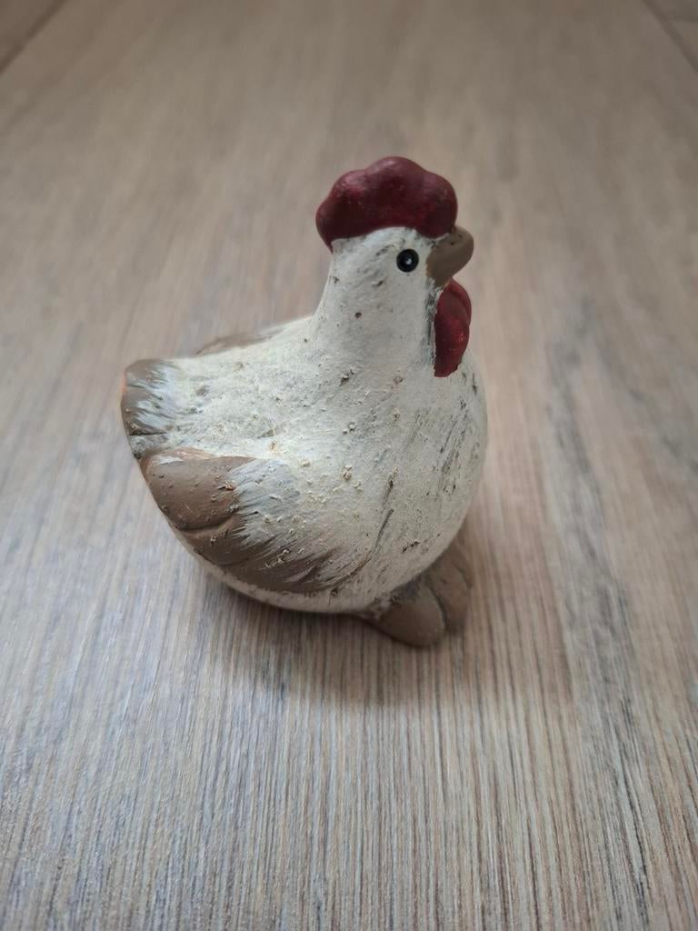 Kleine stenen kip, Verzamelen, Beelden en Beeldjes, Ophalen of Verzenden, Gebruikt, Dier