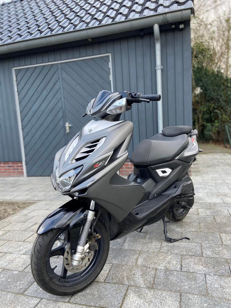 Yamaha Aerox 4-takt (2016), Ophalen, Zo goed als nieuw, Benzine, Aerox