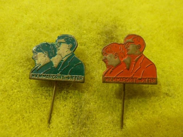 Speldjes 2 x Margriet en Pieter, Ophalen of Verzenden, Zo goed als nieuw, Overige onderwerpen