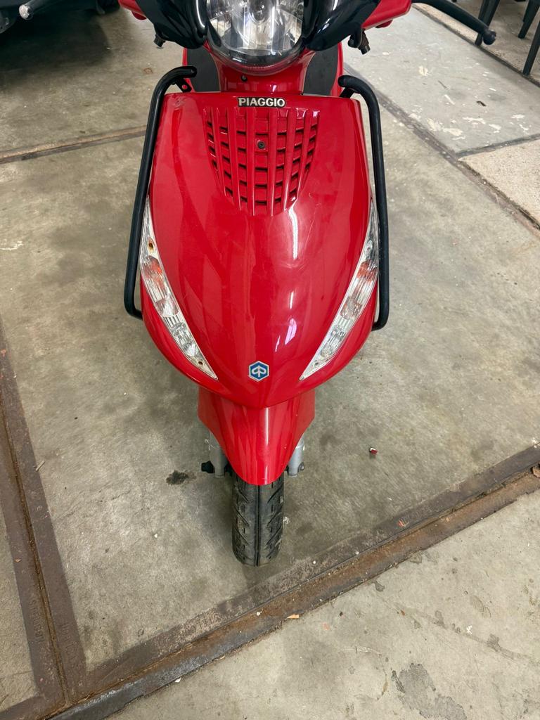 Piaggio Zip 4T 80cc Scooter - Rood, Ophalen of Verzenden, Gebruikt, Benzine, Zip