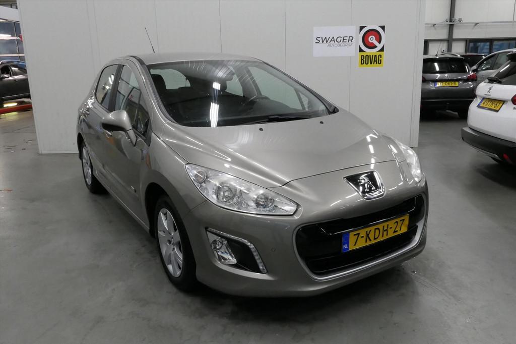 PEUGEOT 308 1.6 VTi 120PK Aut. 5D Style, Euro 5, Stof, Gebruikt, Zwart