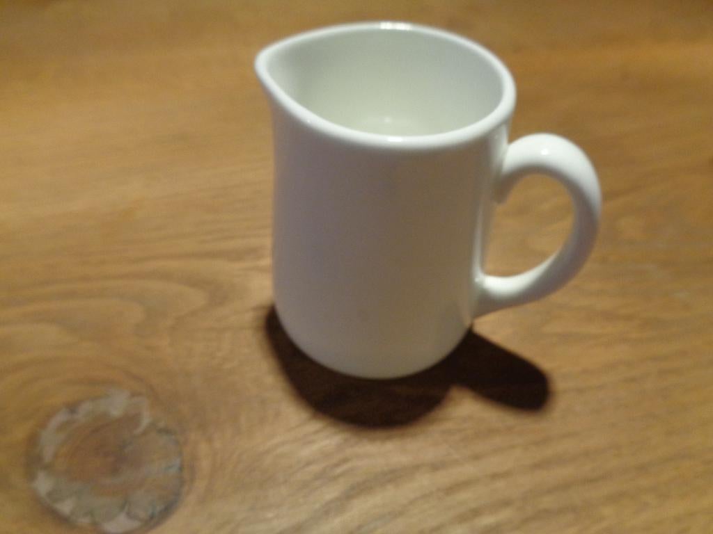 WEDGWOOD melkkannetje:100ml, Huis en Inrichting, Keuken | Servies, Overige typen, Ophalen of Verzenden, Zo goed als nieuw, Wedgwood