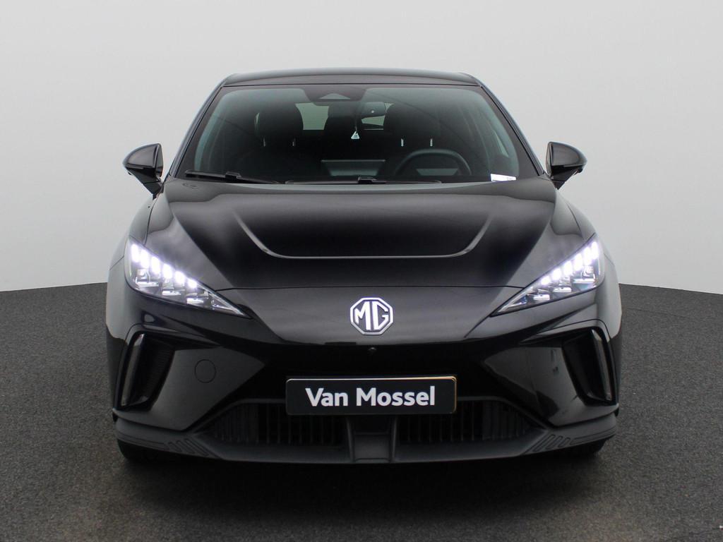 MG MG4 Electric Luxury 64 kWh | Parkeer camera | Apple carpl, Auto's, MG, Automaat, 12 maanden, Gebruikt, 1675 kg