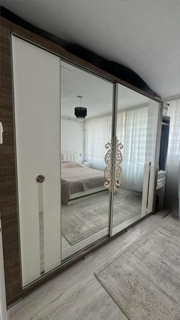 Kledingkast met spiegeldeuren en schuifdeur, Gebruikt, 200 cm of meer, 150 tot 200 cm, Overige houtsoorten