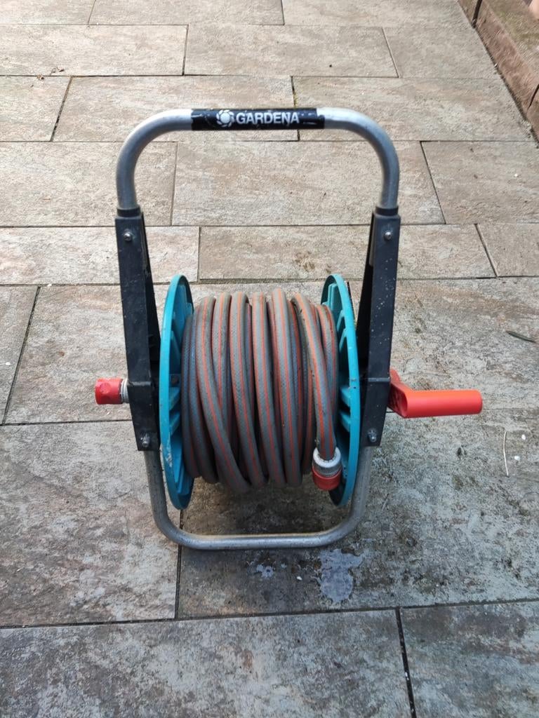 Gardena tuinhaspel met 20 meter slang, Tuin en Terras, Tuinslangen, Ophalen, Gebruikt, Tuinslanghaspel