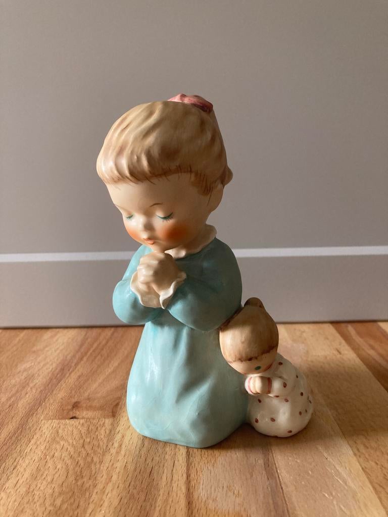 Hummel avondgebed meisje met pop, Ophalen of Verzenden, Zo goed als nieuw, Hummel
