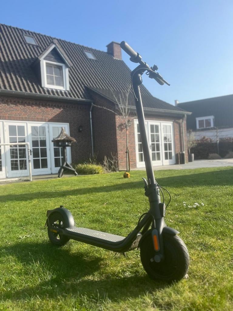 Segway - Ninebot KickScooter F25E II Elektrische step, Ophalen, Zo goed als nieuw, Elektrische step (E-scooter)