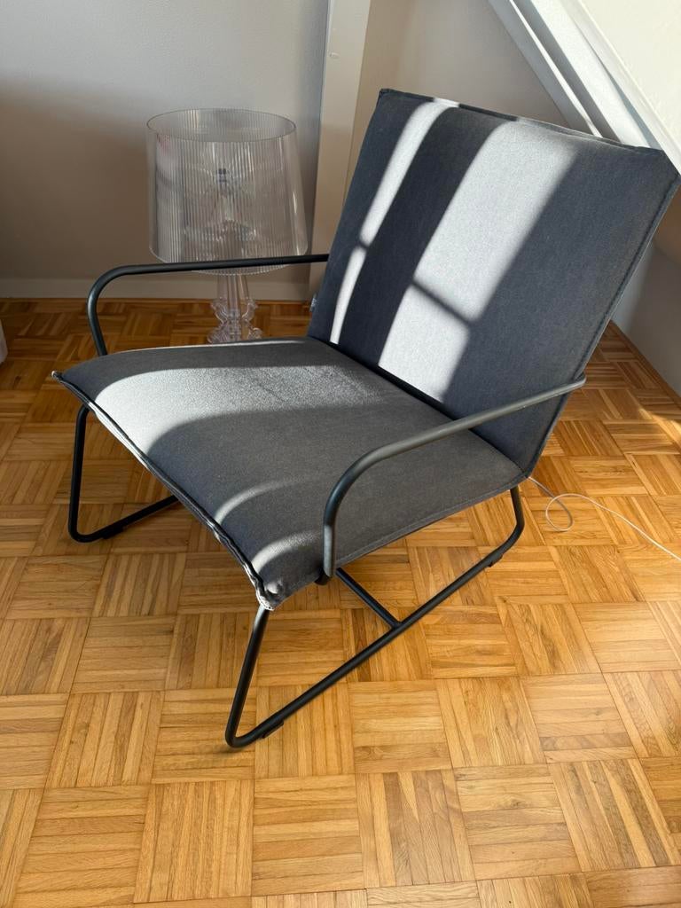 Fauteuil, Metaal en stof, 75 tot 100 cm, Ophalen of Verzenden, Zo goed als nieuw