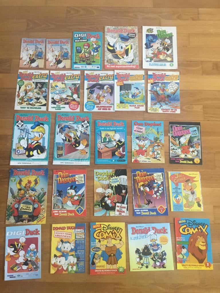 Donald Duck bijlagen en uitgaven voor verzamelaars, Boeken, Gelezen, Walt Disney, Ophalen of Verzenden, Meerdere stripboeken