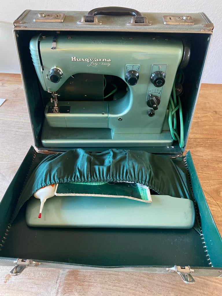 Husqvarna Zig-Zag naaimachine, Ophalen of Verzenden, Gebruikt, Naaimachine, Husqvarna