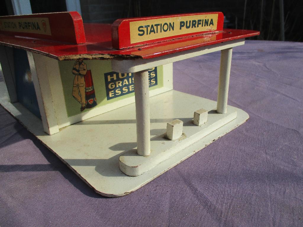 Antieke Franse vintage Speelgoed garage Purfina tankstation, Antiek en Kunst, Antiek | Speelgoed, Verzenden