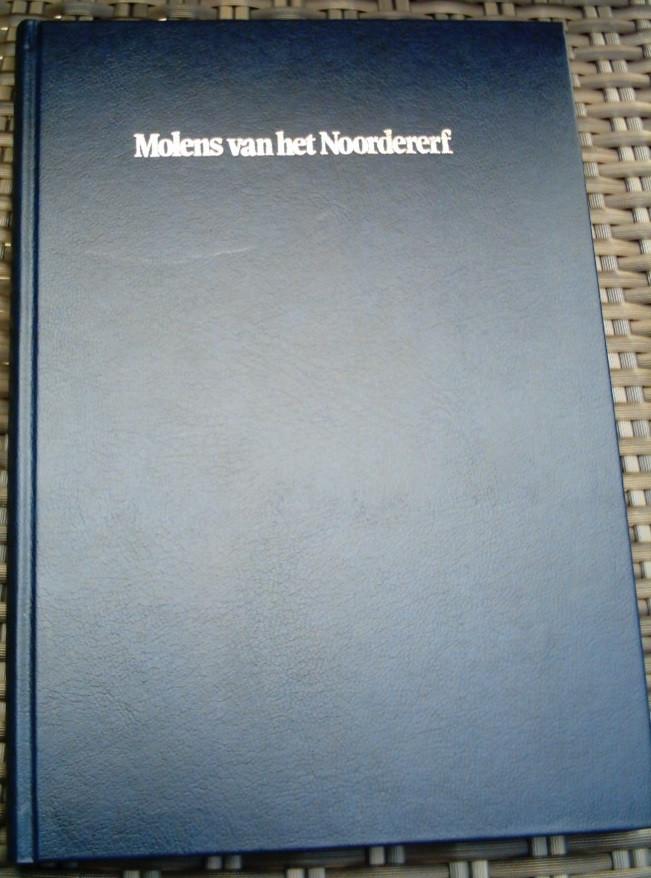 Molens van het Noordererf.S. van der Molen. ISBN 9060111958., Boeken, Ophalen of Verzenden, Zo goed als nieuw