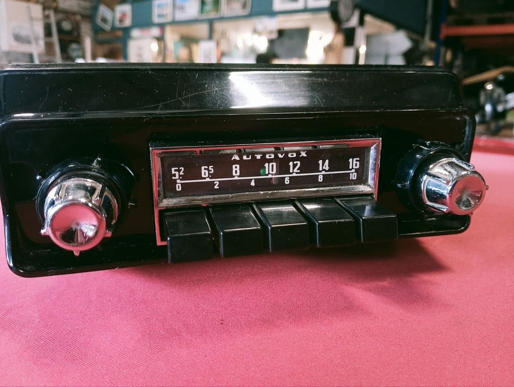 Oldtimerradio Autovox Alfa, Maserati, Ferrari, Lancia 1962, Gebruikt, Autovox Voxson, Ophalen of Verzenden, Nb