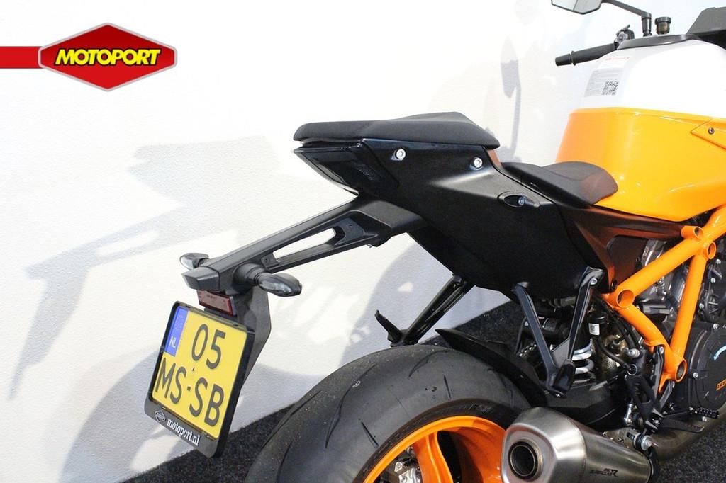 KTM 1290 SUPER DUKE R, Bedrijf, Naked bike
