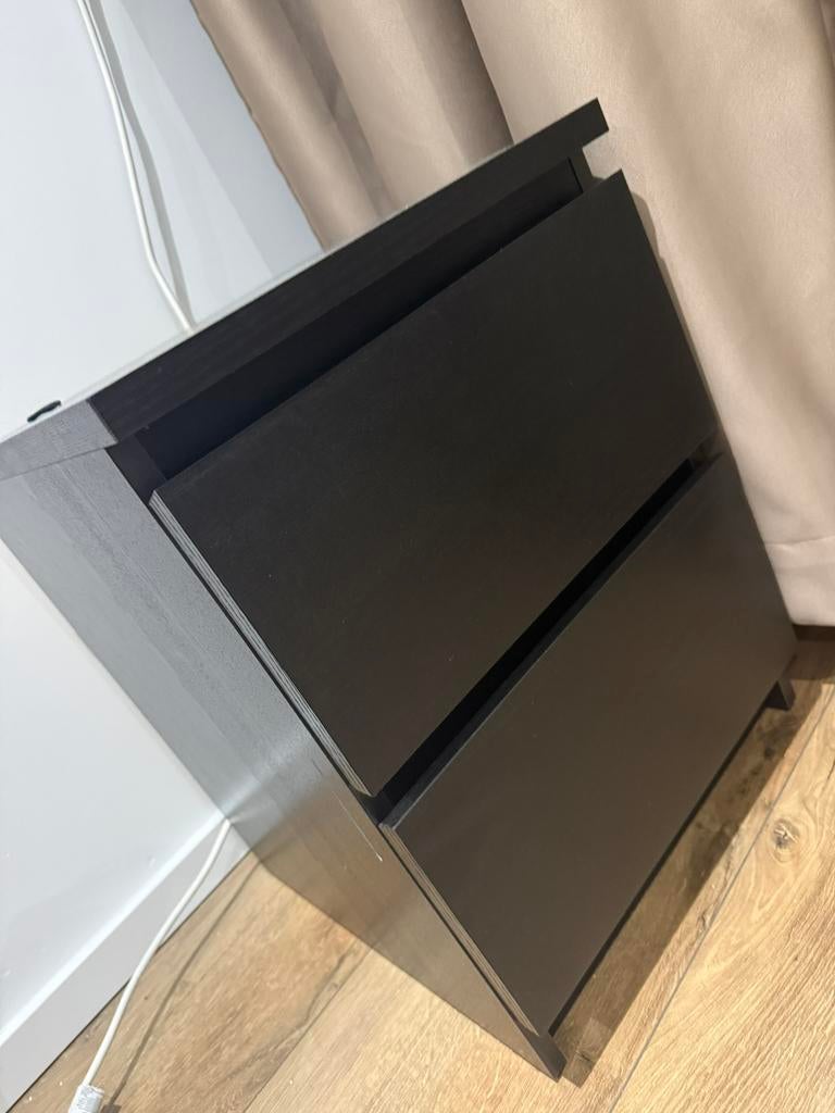 Besta nachtkastjes, Ophalen of Verzenden, Zo goed als nieuw