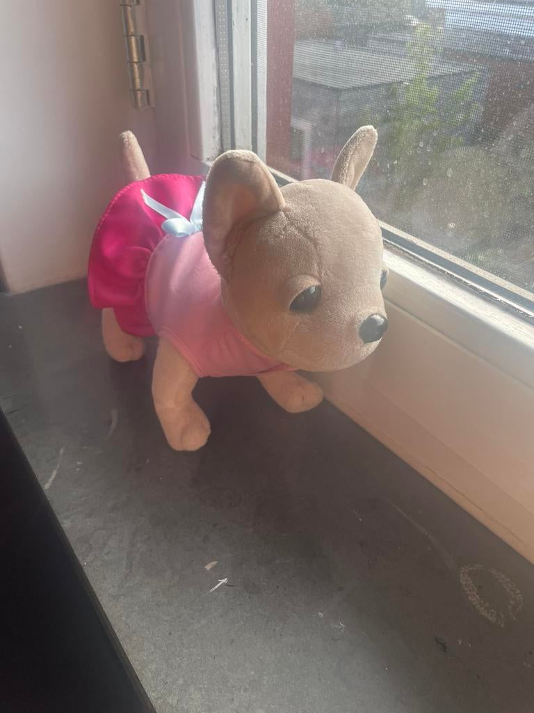 Knuffel hond hondje chihuahua meisje jurk, Ophalen of Verzenden, Zo goed als nieuw, Hond