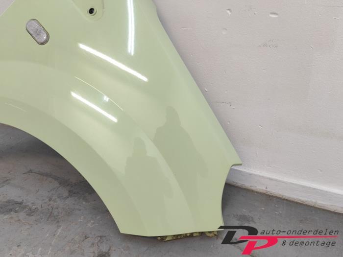 Scherm rechts-voor van een Renault Twingo (OVF97), Auto-onderdelen, Gebruikt, -, Renault, -