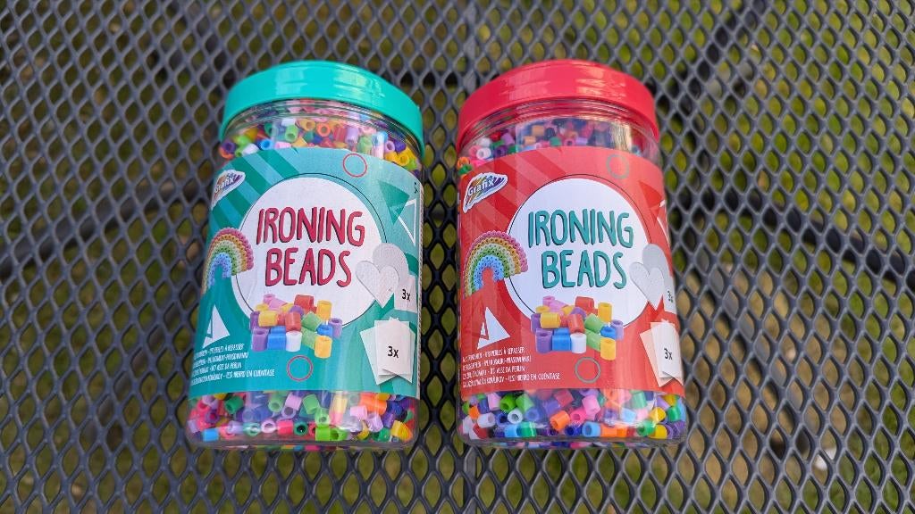 Strijkkralen 2 potten, Ophalen of Verzenden