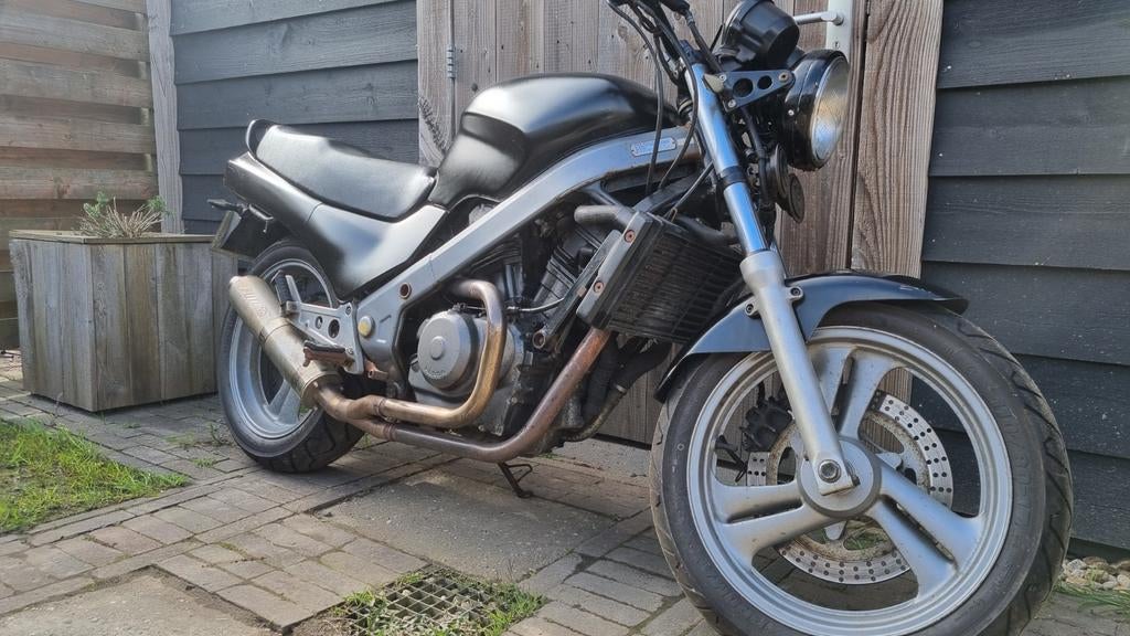 Honda NTV 650 RC33 (1994) - Lage kilometerstand, Motoren, Motoren | Honda, Particulier, Naked bike, meer dan 35 kW, 2 cilinders