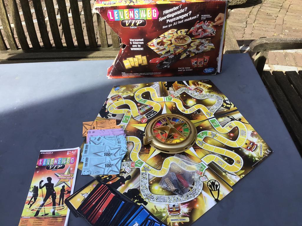 Levensweg - spel voor 4 personen - VIP, Ophalen of Verzenden, Zo goed als nieuw