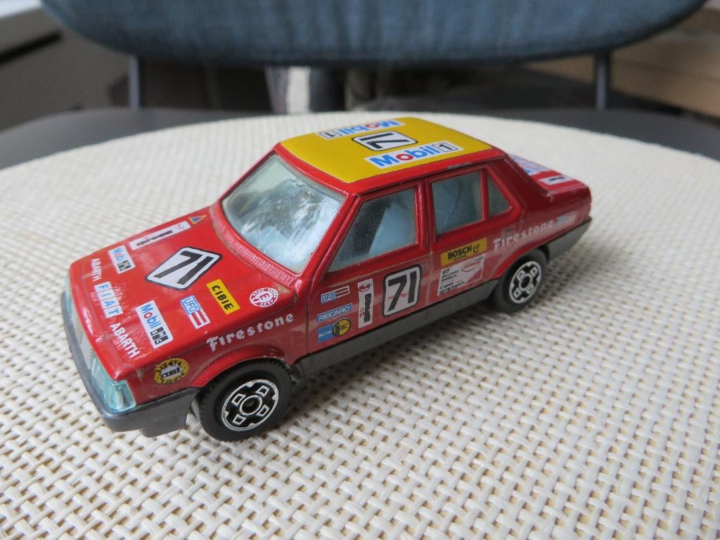 Burago Fiat Regata rood, Ophalen of Verzenden, Gebruikt, Auto, Overige merken