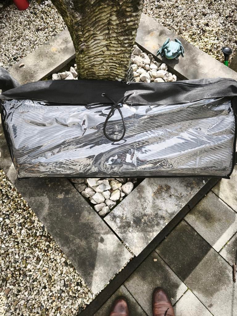 Vloermat voor onder de luifel of voortent, Ophalen